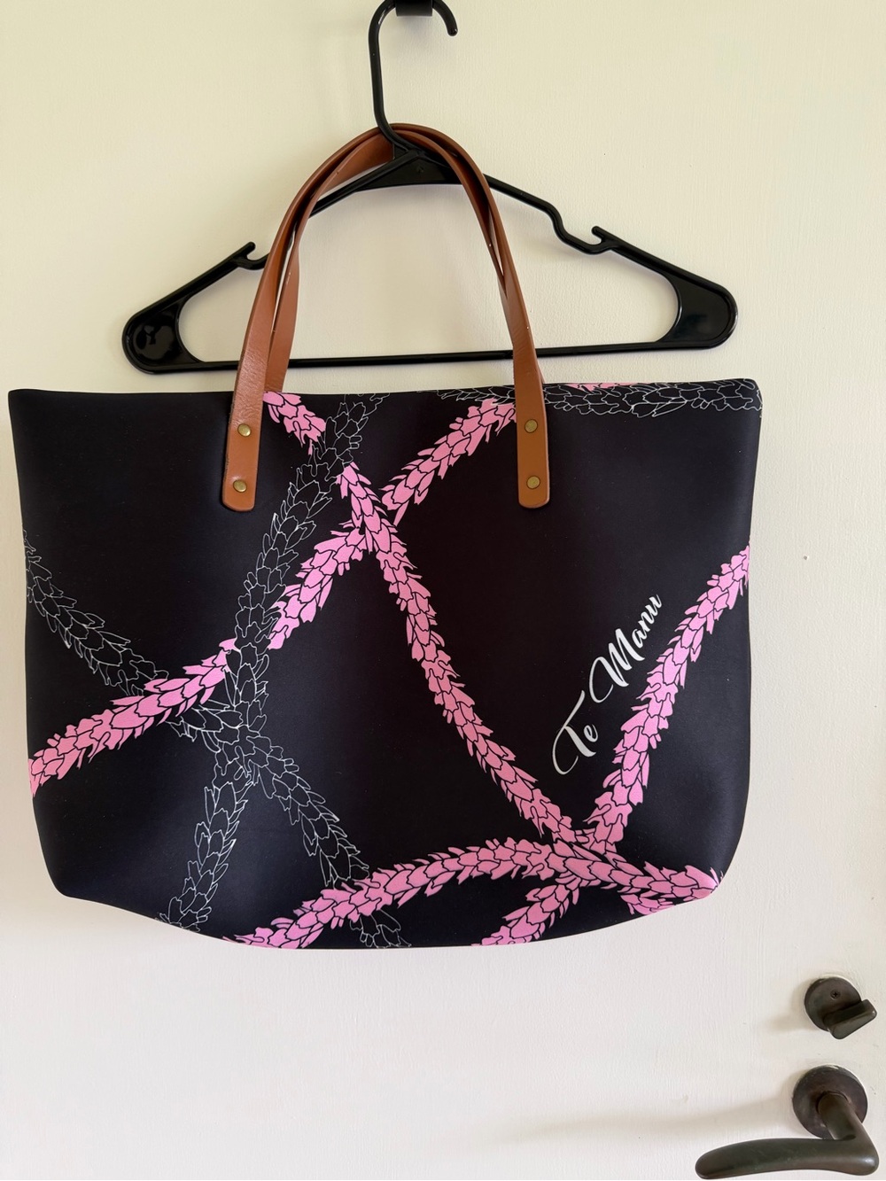 Te manu lei print tote